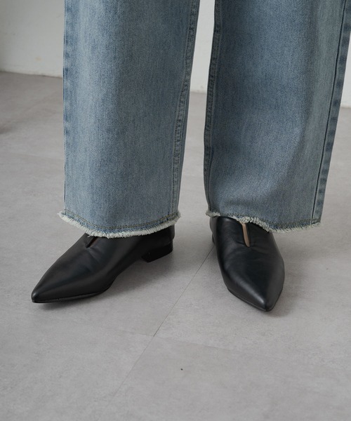 PUAL CE CIN（ピュアルセシン）の「スリットパンプス（パンプス・レディース・ブラック・LARGE/MEDIUM）」の2枚目の写真