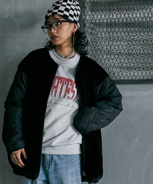 GEVS.（ジェイヴィス）の「＜大きいサイズ＞ ロゴプリント裏起毛プルオーバー GEVS.（スウェット・レディース・オートミール/ブラック・4L/LL/5L/L/3L）」の11枚目の写真