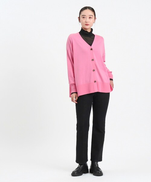 OPAQUE.CLIP（オペークドットクリップ）の「◆Vネックワイドニットカーディガン【洗濯機洗い可】（カーディガン/ボレロ・レディース・ブラック/ピンク系/ナチュラル/ブルー・42/36/40/38）」の13枚目の写真