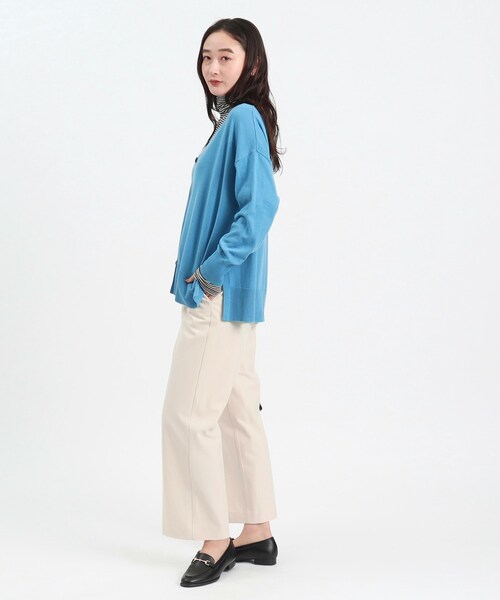 OPAQUE.CLIP（オペークドットクリップ）の「◆Vネックワイドニットカーディガン【洗濯機洗い可】（カーディガン/ボレロ・レディース・ブラック/ピンク系/ナチュラル/ブルー・42/36/40/38）」の17枚目の写真