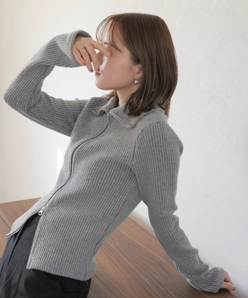 Reurie'（レウリィ）の「起毛リブジップトップ / brushed rib zip top 配色リブ プレーティング リブニットトップス WZIP（ニット/セーター・レディース・グレー/アイボリー・FREE）」の2枚目の写真