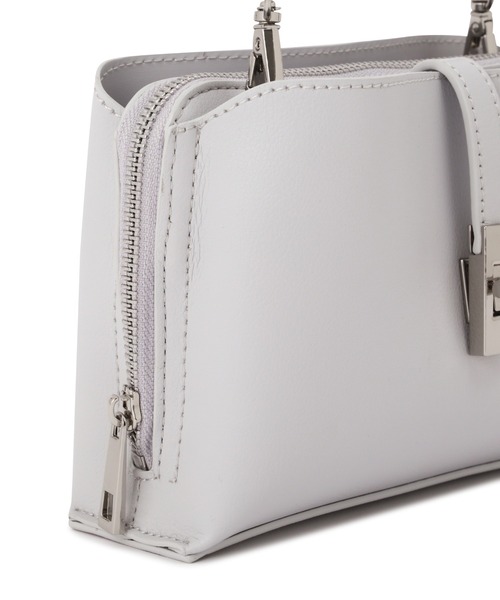 NATURAL BEAUTY BASIC（ナチュラルビューティーベーシック）の「◇【Oggi掲載】ライトウォレットショルダー（ショルダーバッグ・レディース・ホワイト/ブラック/イエロー/ブルー/グレイッシュベージュ・ﾌﾘ-）」の11枚目の写真