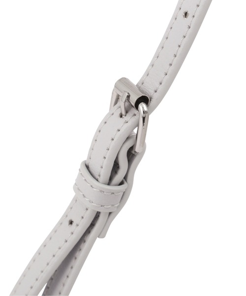 NATURAL BEAUTY BASIC（ナチュラルビューティーベーシック）の「◇【Oggi掲載】ライトウォレットショルダー（ショルダーバッグ・レディース・ホワイト/ブラック/イエロー/ブルー/グレイッシュベージュ・ﾌﾘ-）」の12枚目の写真