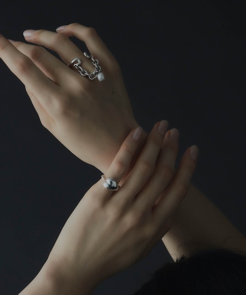 loni（ロニ）の「【金属アレルギー対応】Heart pinky ring/ハートピンキーリング（リング・レディース・シルバー/ゴールド・#5/#3）」の6枚目の写真