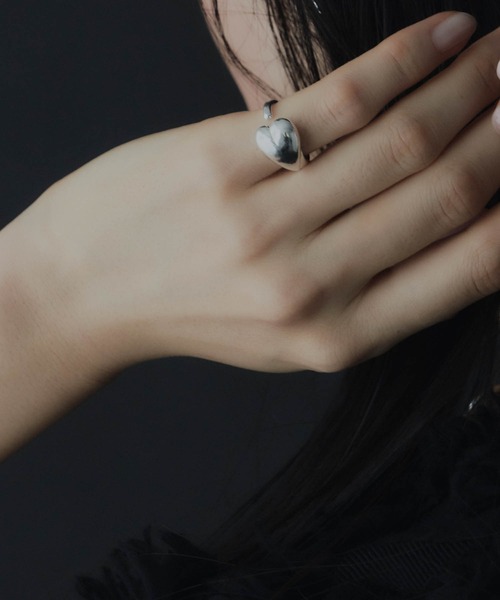 loni（ロニ）の「【金属アレルギー対応】Heart pinky ring/ハートピンキーリング（リング・レディース・シルバー/ゴールド・#5/#3）」の7枚目の写真