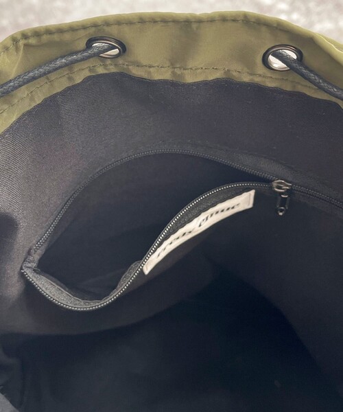 fredy emue（フレディエミュ）の「2ポケ2WAY巾着バッグ（ショルダーバッグ・レディース・オリーブ/ブラック/ベージュ・FREE）」の22枚目の写真