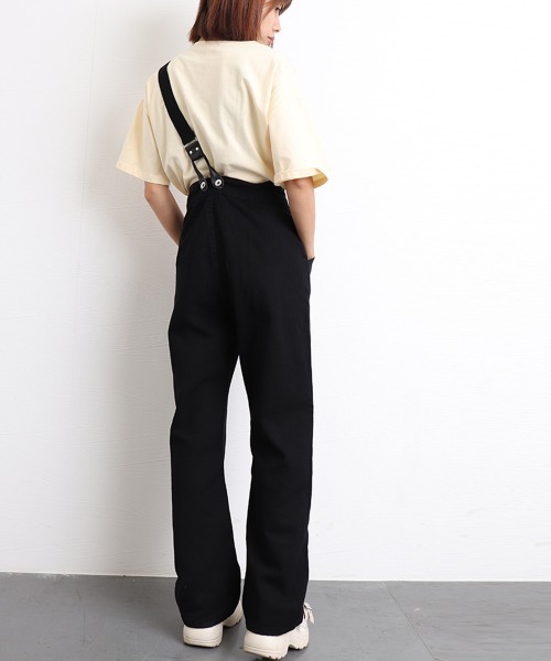 Miniministore(ミニミニストア)の「ワンショルダー サロペットデニムパンツ(サロペット/オーバーオール・レディース・ブラック/ホワイト・M/L/S)」の17枚目の写真