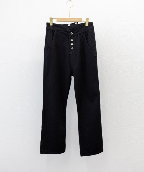 Miniministore(ミニミニストア)の「ワンショルダー サロペットデニムパンツ(サロペット/オーバーオール・レディース・ブラック/ホワイト・M/L/S)」の18枚目の写真