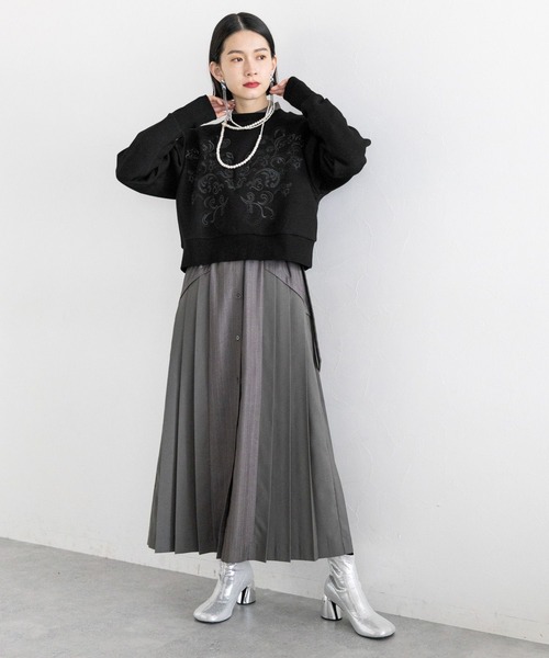 HARE（ハレ）の「シシュウデザインスウェット(HARE)（スウェット・レディース・ブラック/グリーン・FREE）」の7枚目の写真