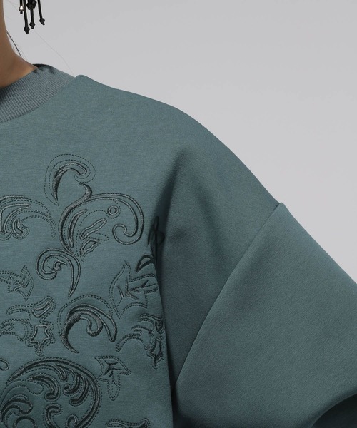 HARE（ハレ）の「シシュウデザインスウェット(HARE)（スウェット・レディース・ブラック/グリーン・FREE）」の14枚目の写真