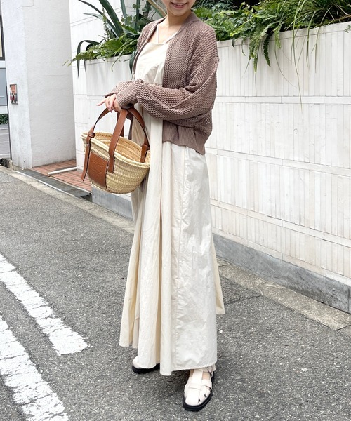 Meli rich（メリーリッチ）の「レースアップナイロンフレアキャミワンピース（ワンピース・レディース・グリーン/アイボリー・MEDIUM）」の7枚目の写真