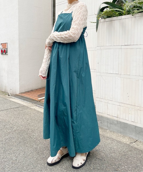 Meli rich（メリーリッチ）の「レースアップナイロンフレアキャミワンピース（ワンピース・レディース・グリーン/アイボリー・MEDIUM）」の17枚目の写真