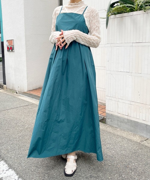 Meli rich（メリーリッチ）の「レースアップナイロンフレアキャミワンピース（ワンピース・レディース・グリーン/アイボリー・MEDIUM）」の19枚目の写真