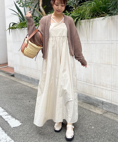 Meli rich（メリーリッチ）の「レースアップナイロンフレアキャミワンピース（ワンピース・レディース・グリーン/アイボリー・MEDIUM）」の3枚目の写真