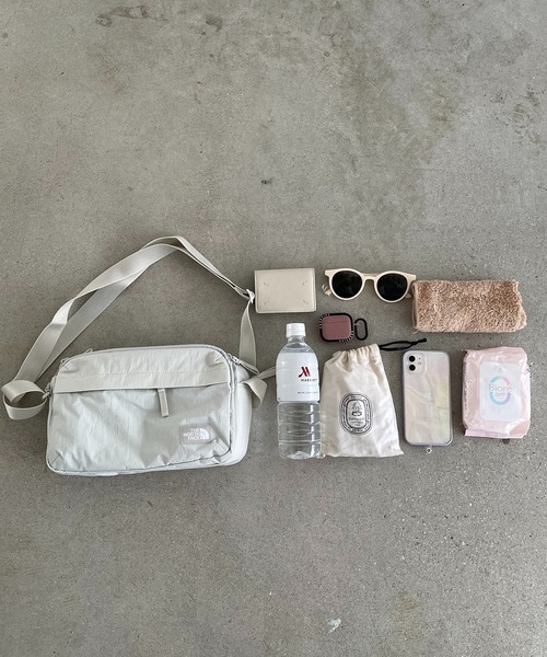 【新品未開封】THE NORTH FACE TRAVEL CROSS BAG M ☆送料・関税込☆THE NORTH FACE☆TRAVEL CROSS BAG M☆ (THE