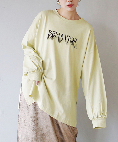 e-zakkamania stores(イーザッカマニアストアーズ)の「フリンジロゴ ロングTシャツ(Tシャツ/カットソー・レディース・ライトブルー/ホワイト/ライトイエロー・フリー)」の3枚目の写真