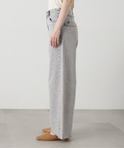 N.（N. Natural Beauty Basic）（エヌエヌナチュラルビューティーベーシック）の「◆【S Size Line】カーブデニムパンツ（デニムパンツ・レディース・ブルー/ブラック・SMALL/MEDIUM）」の18枚目の写真