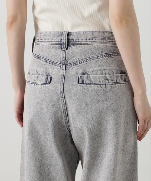 N.（N. Natural Beauty Basic）（エヌエヌナチュラルビューティーベーシック）の「◆【S Size Line】カーブデニムパンツ（デニムパンツ・レディース・ブルー/ブラック・SMALL/MEDIUM）」の3枚目の写真