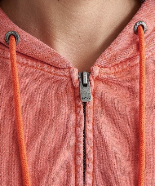 ROXY（ロキシー）の「SQUEEZE THE　DAY　ZI/ロキシージップアップパーカー（パーカー・レディース・ブラック/グレー/レッド・MEDIUM/LARGE/SMALL）」の15枚目の写真