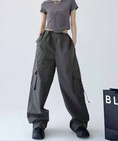 NANEA(ナネア)の「ドローコードワイドカーゴパンツ(カーゴパンツ・レディース・ベージュ/グレー・SMALL/MEDIUM)」の21枚目の写真