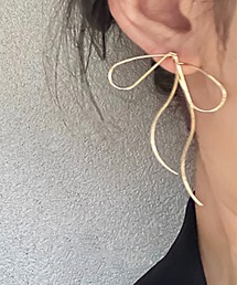 リボンワイヤーピアス