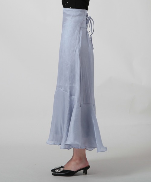 Julia Boutique(ジュリアブティック)の「シャイニーオーガンジーマーメイドスカート/24083(スカート・レディース・ブラック/グレー/ブルー・ONE)」の11枚目の写真