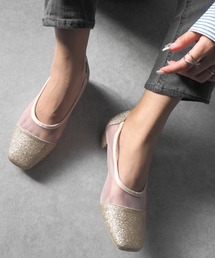 ベージュ スクエアトゥパンプス ゴールドバッジ付き 楽天市場】ベージュ（形状（つま先）スクエアトゥ）（パンプス