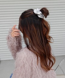 minia（ミニア）の「サティーナメタのシュシュ（シュシュ）」