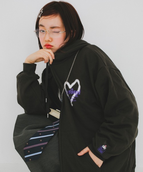 nemne store × My Melody & Kuromiコラボアイテム】ハートモチーフ裏毛