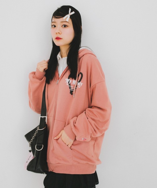 nemne store × My Melody & Kuromiコラボアイテム】ハートモチーフ裏毛