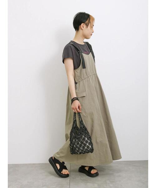 Samansa Mos2 blue（サマンサモスモスブルー）の「ウエストドロストジャンパースカート（ワンピース・レディース・カーキ/チャコールグレー/ブラック・F）」の17枚目の写真