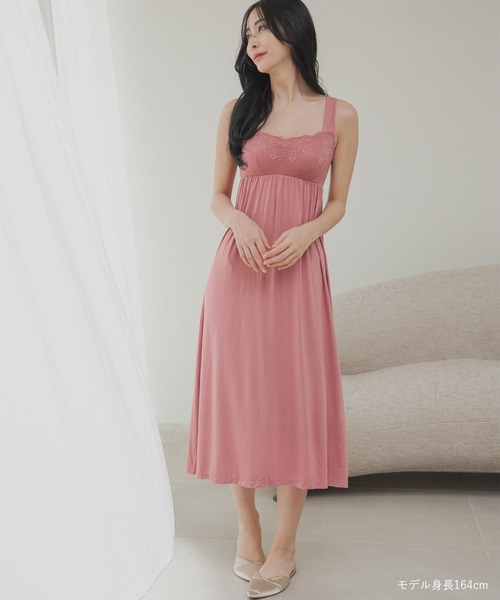 fran de lingerie（フランデランジェリー）の「ナイトブラ付きルーム＆ラウンジウェアナイトブラ付きワンピース 「ルナイト ワンピース」 ワンピース（ルームウェア/パジャマ・レディース・セージグリーン/ピンク系その他/シルバーグレー/ブラック/ラベンダー/ネイビー・M/L）」の18枚目の写真