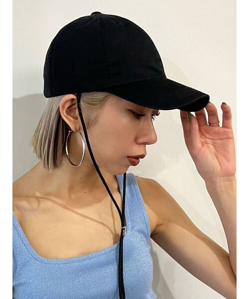 EMODA(エモダ)の「ボックスEツイルキャップ(キャップ・レディース・ブラック/グレー・FREE)」の3枚目の写真