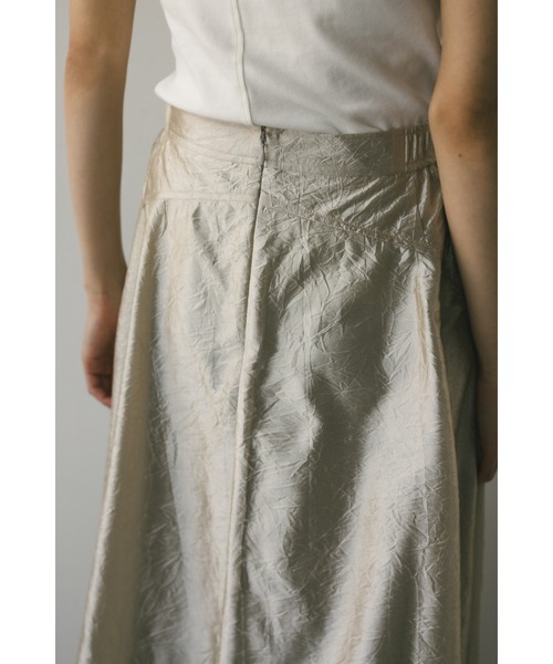 STYLEMIXER（スタイルミキサー）の「グロッシーフレアスカート（スカート・レディース・ブロンズ/シルバー/ブラック・SMALL/MEDIUM）」の8枚目の写真