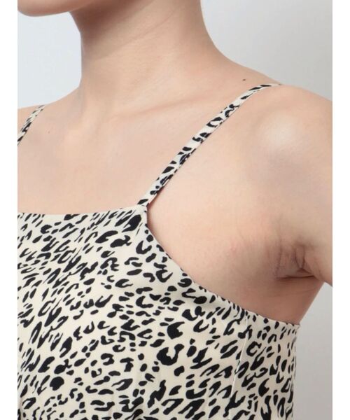 GYDA（ジェイダ）の「BACKウエストOPENキャミワンピース（ワンピース・レディース・ブラック/その他1・FREE）」の8枚目の写真