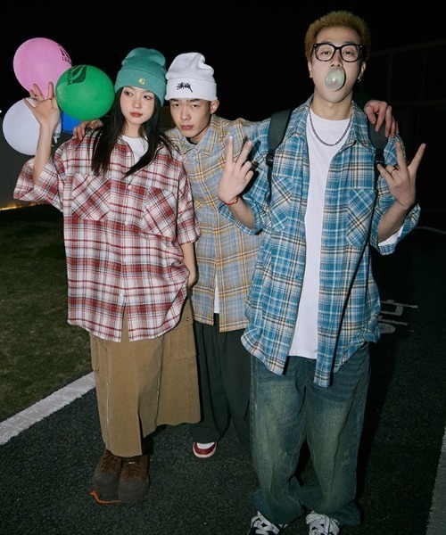 MGV（エムジーヴィー）の「Street Check Short-Sleeve Shirt（シャツ/ブラウス・メンズ・レッド/イエロー/ブルー・MEDIUM/LARGE/X-LARGE）」の10枚目の写真
