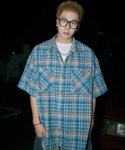 MGV（エムジーヴィー）の「Street Check Short-Sleeve Shirt（シャツ/ブラウス・メンズ・レッド/イエロー/ブルー・MEDIUM/LARGE/X-LARGE）」の13枚目の写真