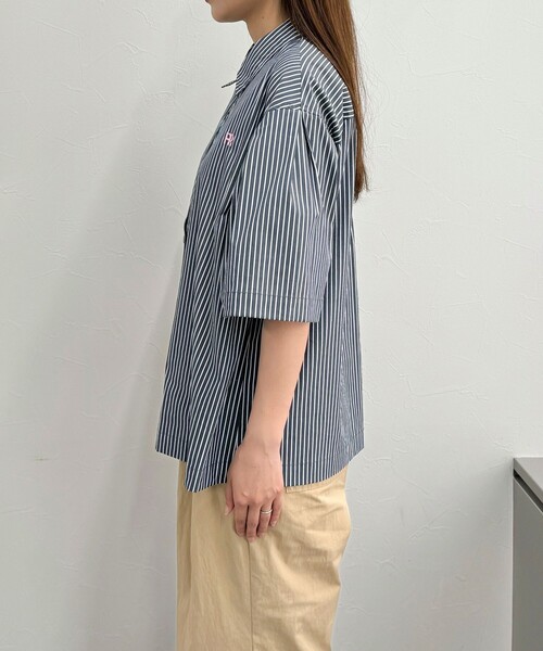 fredy emue（フレディエミュ）の「【インフルエンサー別注カラーあり】FR刺繍ハーフスリーブタックシャツ（シャツ/ブラウス・レディース・ベージュ/オフホワイト/ブルー系その他/ブルー系その他3/ブルー系その他2・38）」の11枚目の写真