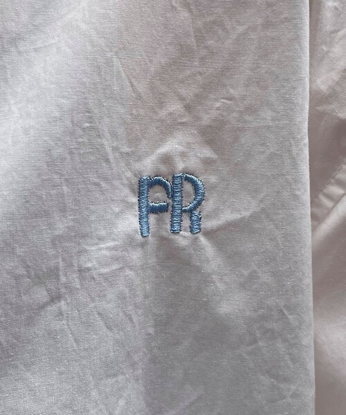 fredy emue（フレディエミュ）の「【インフルエンサー別注カラーあり】FR刺繍ハーフスリーブタックシャツ（シャツ/ブラウス・レディース・ベージュ/オフホワイト/ブルー系その他/ブルー系その他3/ブルー系その他2・38）」の18枚目の写真