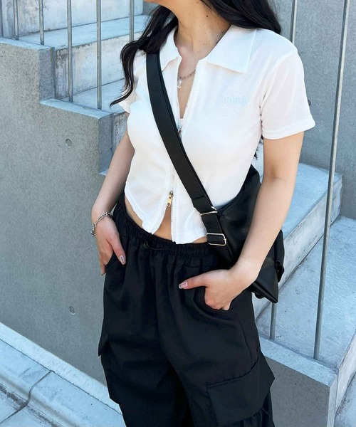 frunco(フランコ)の「襟付ジップリブTシャツ(Tシャツ/カットソー・レディース・グレー/ホワイト/ピンク・MEDIUM)」の5枚目の写真