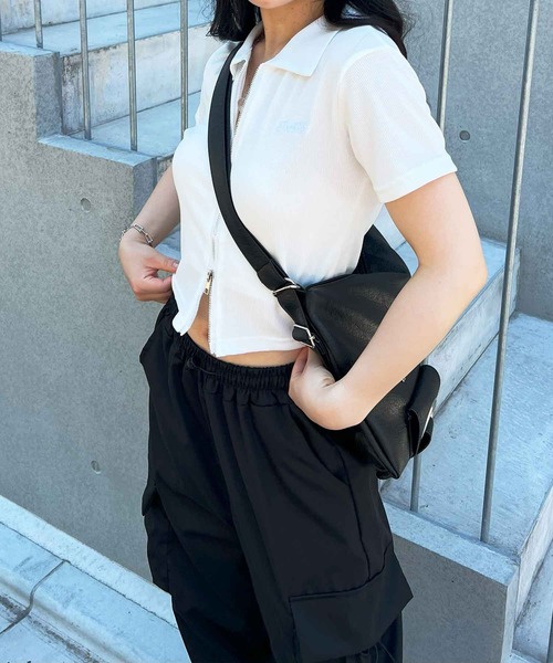 frunco(フランコ)の「襟付ジップリブTシャツ(Tシャツ/カットソー・レディース・グレー/ホワイト/ピンク・MEDIUM)」の11枚目の写真
