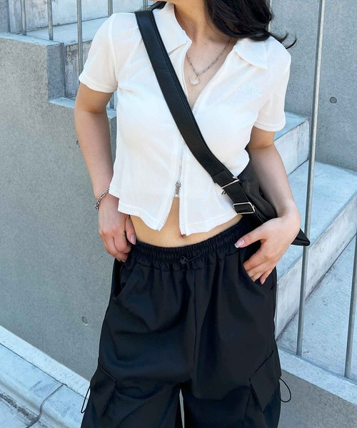 frunco(フランコ)の「襟付ジップリブTシャツ(Tシャツ/カットソー・レディース・グレー/ホワイト/ピンク・MEDIUM)」の12枚目の写真