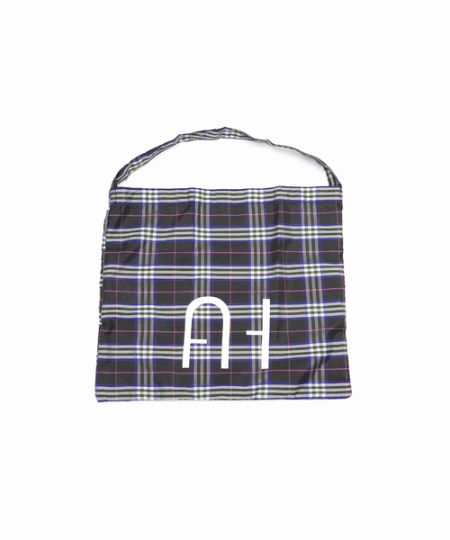 IENA(イエナ)の「ALLA HOLLON/オラホロン ナイロンフリルバッグ A3043PBG025(ハンドバッグ・レディース・ブラック・FREE)」の6枚目の写真