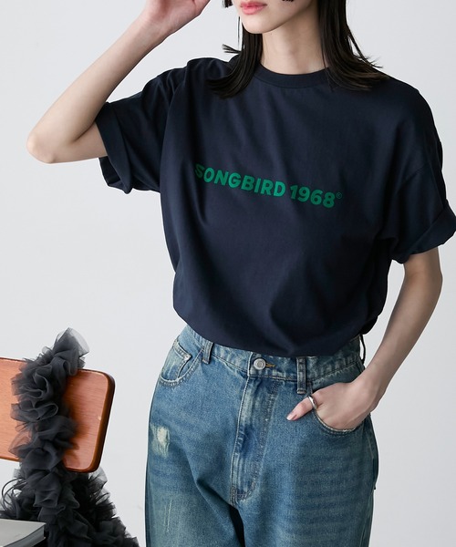 forksy.(フォルクシー)の「【forksy.】フロッキーロゴプリントTシャツ(Tシャツ/カットソー・レディース・ブラック/オフホワイト/レッド/ネイビー・FREE)」の3枚目の写真