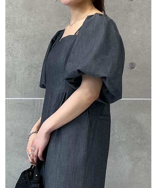 Re:EDIT（リエディ）の「[低身長サイズ有]ツイルバルーンスリーブオフショルオールインワン（つなぎ/オールインワン・レディース・グレー/ブラック・MEDIUM/LARGE/SHORT）」の8枚目の写真