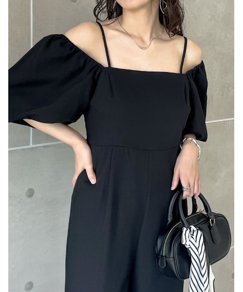 Re:EDIT（リエディ）の「[低身長サイズ有]ツイルバルーンスリーブオフショルオールインワン（つなぎ/オールインワン・レディース・グレー/ブラック・MEDIUM/LARGE/SHORT）」の22枚目の写真