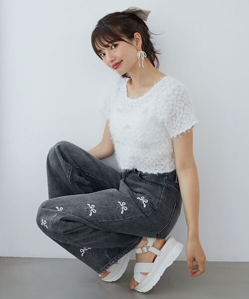MAJESTIC LEGON(マジェスティックレゴン)の「アソートビジューシャーリングT(Tシャツ/カットソー・レディース・ブラック/アイボリー/ベージュ・MEDIUM)」の5枚目の写真