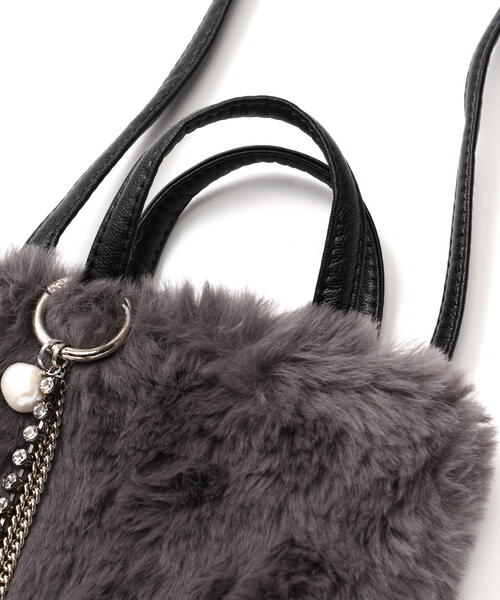 B'2nd(ビーセカンド)の「COTTABAL (コッタバル) ファーショルダー(ショルダーバッグ・レディース・チャコールグレー/アイボリー/ブルー・F)」の20枚目の写真