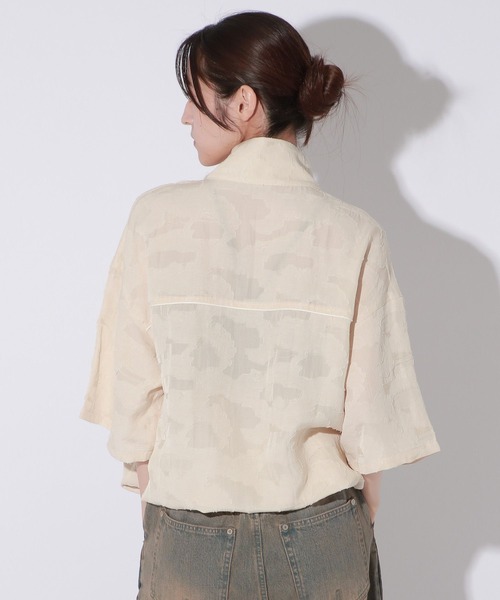 Anui（アニュイ）の「【UNISEX】レースジャガードシャツブルゾン（シャツ/ブラウス・レディース・アイボリー/ブラック/チャコール・MEDIUM/LARGE）」の10枚目の写真