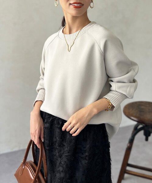 Chez toi（シェトワ）の「軽量ボンディングラグランプルオーバー（Tシャツ/カットソー・レディース・ブラック/グレー/アイボリー/イエロー・FREE）」の7枚目の写真